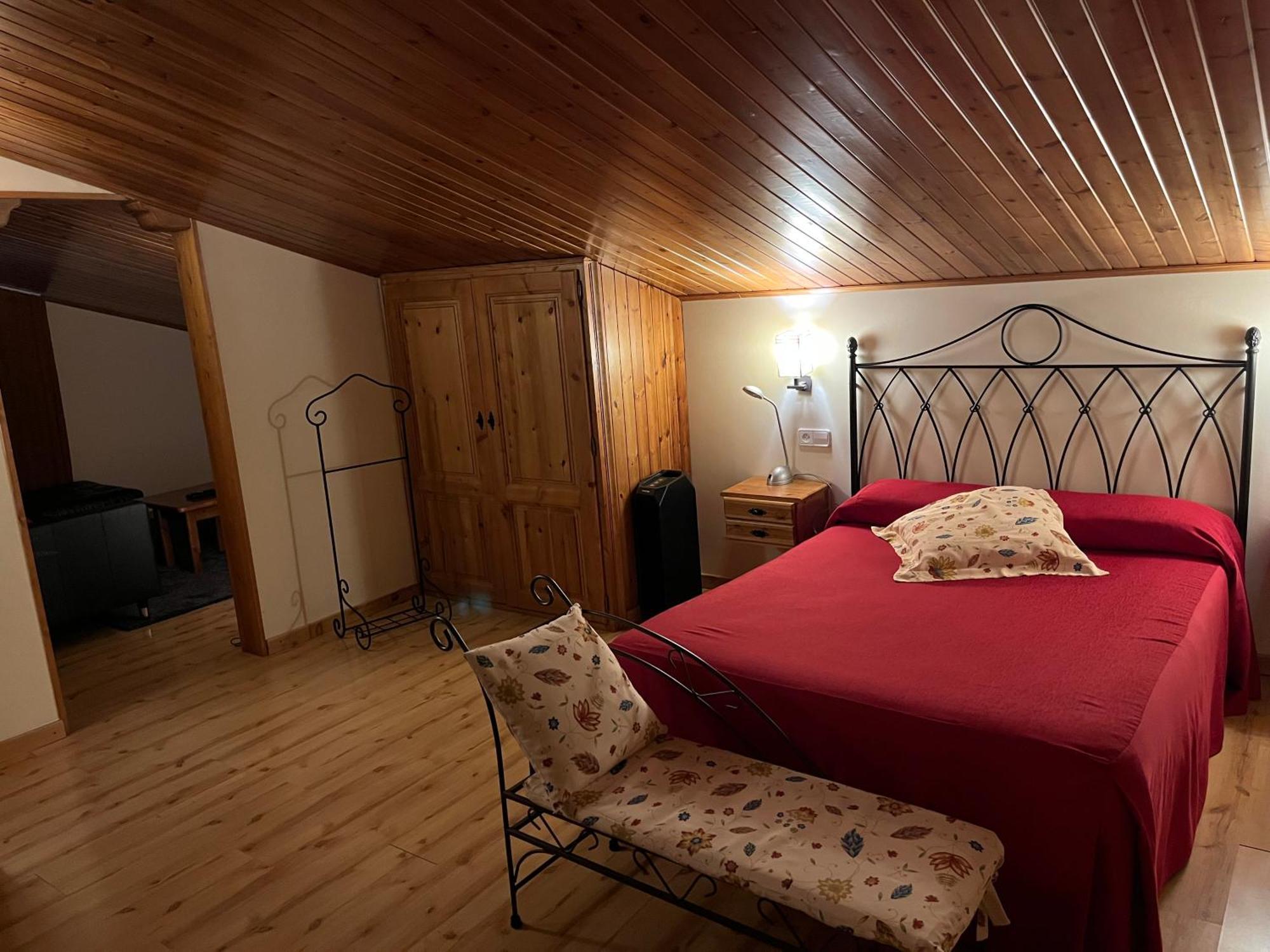 Hostal Cal Francisco Gósol Kültér fotó