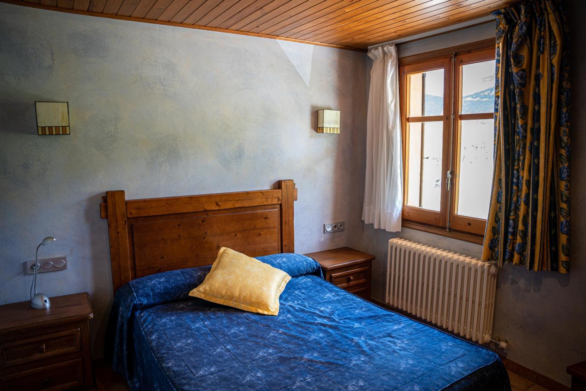 Hostal Cal Francisco Gósol Kültér fotó