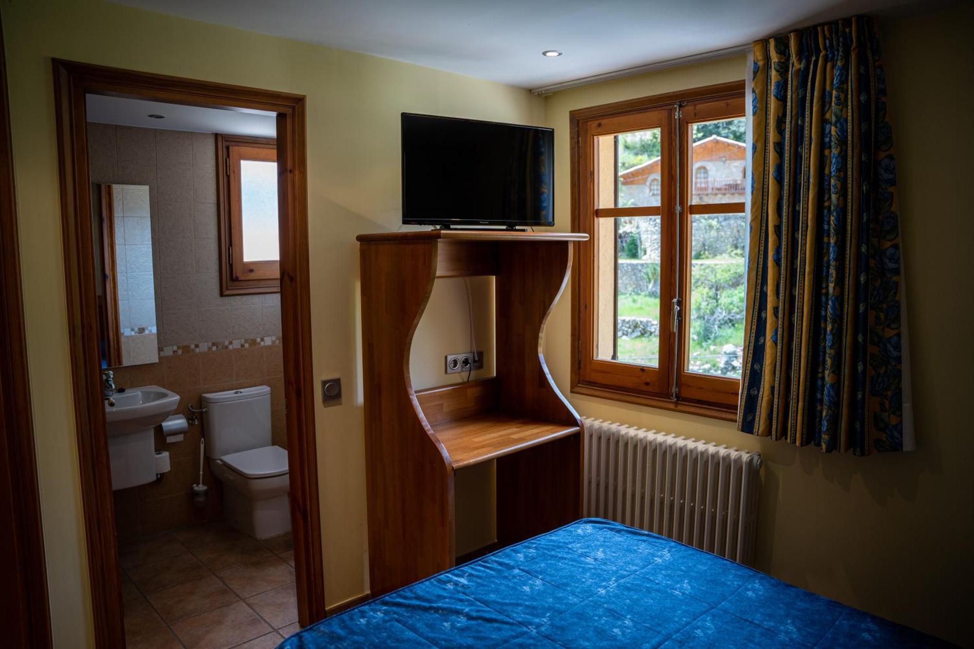 Hostal Cal Francisco Gósol Kültér fotó