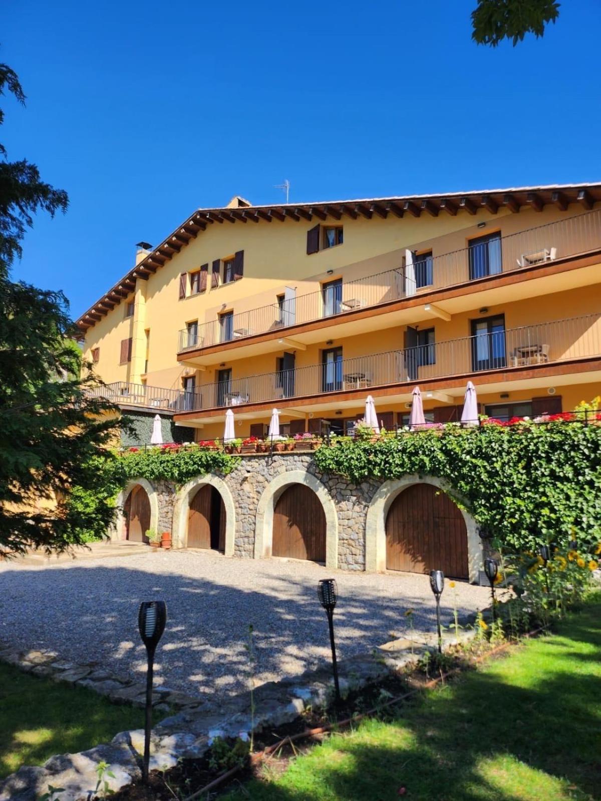 Hostal Cal Francisco Gósol Kültér fotó